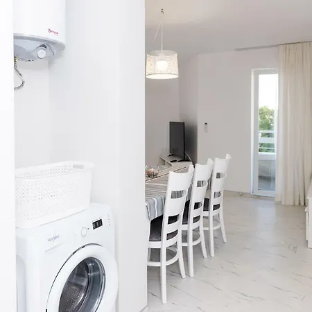 Hiora Vasiliko 아파트 *