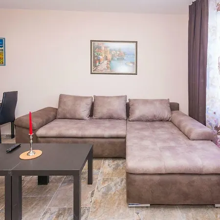 Hiora Vasiliko 사레보