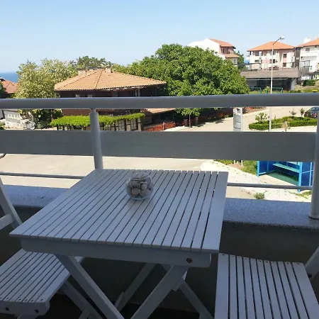 Hiora Vasiliko Apartamento Carevo