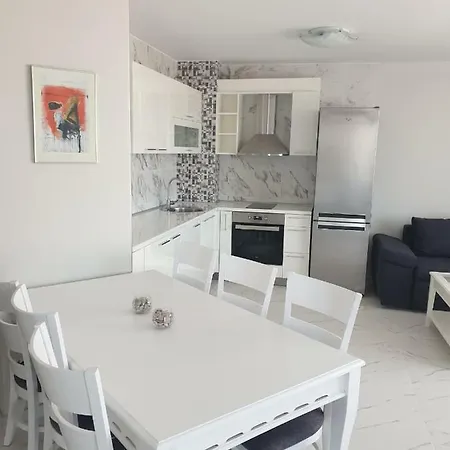 Hiora Vasiliko Apartamento Carevo