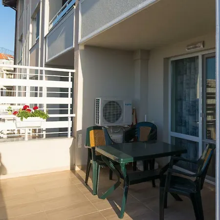 Апартаменты Hiora Vasiliko *