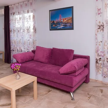 Apartamento Hiora Vasiliko Carevo