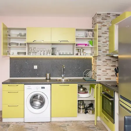 Hiora Vasiliko Apartamento Carevo
